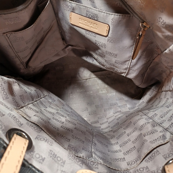 Michael kors tote - Picture 9 of 9